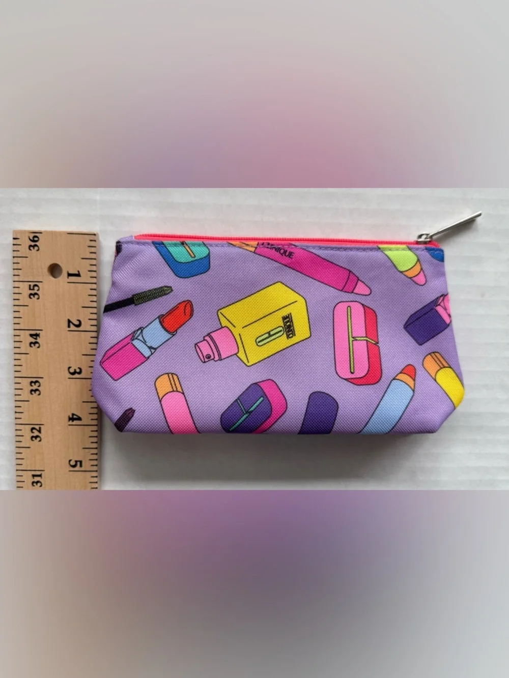 Clinique makeup print
